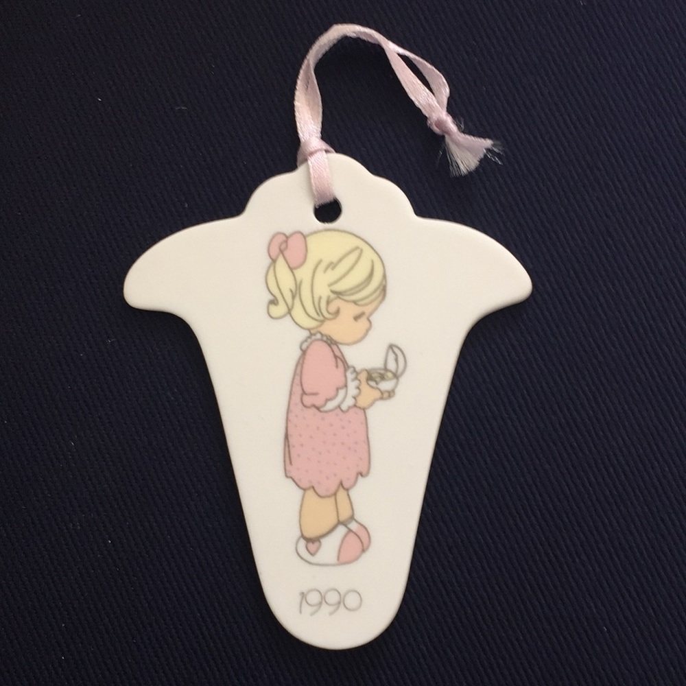 Precious Moments Collectible Easter Seals 1990